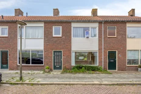 Tussenwoning te koop: Alblasstraat 4, Golfstroombuurt Den Helder