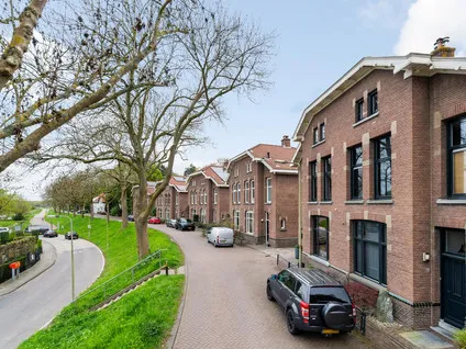 Twee-onder-één-kap te koop: Albrandswaardsedijk 90, Polder Albrandswaard Poortugaal
