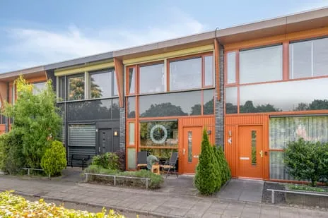 Tussenwoning te koop: Albrecht Dürerweg 15, Tussen de Vaarten Z.- Zuidoost Almere