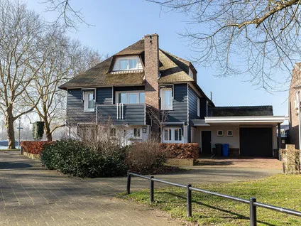 Vrijstaande woning te koop: Albrechtplein 43, Buitenuitbreiding-Oost Sliedrecht