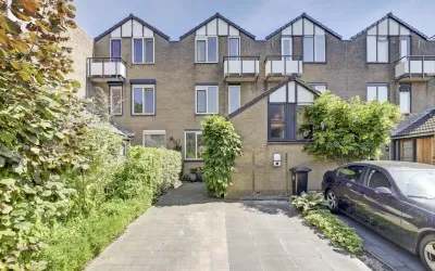 Tussenwoning te koop: Albrechtsveld 95, Zomenbuurt Gouda