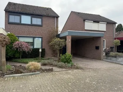 Tussenwoning te koop: Aldenhoven 37, Heythuysen