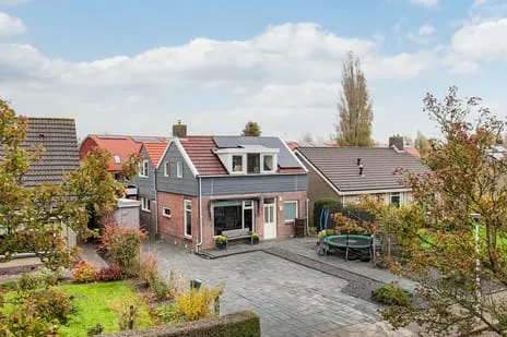 Vrijstaande woning te koop: Aldlânsdyk 27, Stiens Stiens