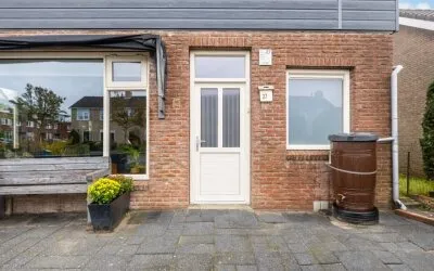 Vrijstaande woning te koop: Aldlânsdyk 27, Stiens Stiens