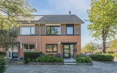 Hoekwoning te koop: Aleijd van Strienhof 23, Valckesteyn Poortugaal
