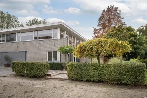 Twee-onder-één-kap te koop: Aletta Jacobskade 208, Vaart Noord Vlaardingen