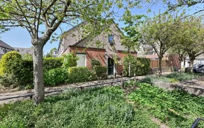 Hoekwoning te koop: Alexander Adamskistraat 11, Starrenburg Voorschoten