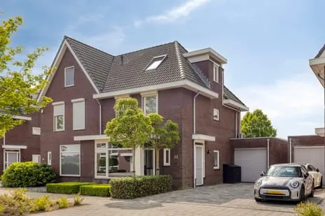 Twee-onder-één-kap te koop: Alexander de Grotestraat 22, Groote Kreek Hulst