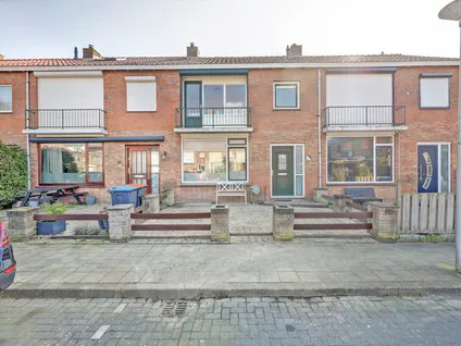 Tussenwoning te koop: Alexander Verhuellstraat 47, Brielle