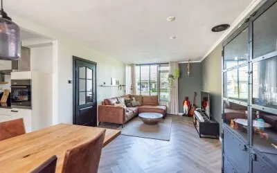 Tussenwoning te koop: Alexanderhof 22, Etten Etten