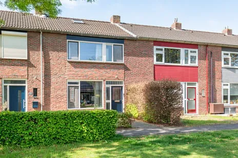 Tussenwoning te koop: Alexanderhof 22, Etten Etten