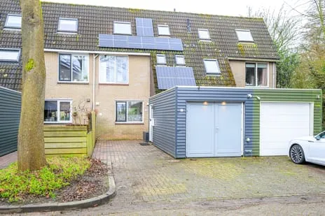 Tussenwoning te koop: Alexandriet 10, Edelstenenwijk Heerhugowaard