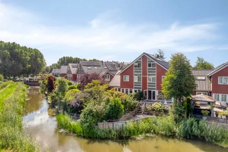 Tussenwoning te koop: Alfred Nobelborg 5, Sveaborg en Sveadal Schiedam