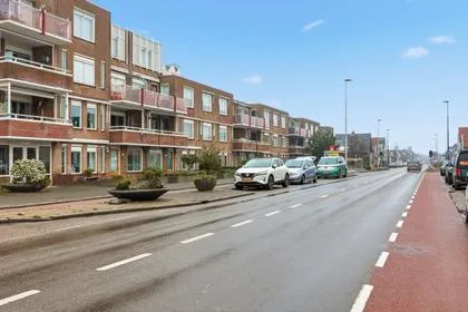 Appartement te koop: Alkmaarseweg 155, Overbos Beverwijk