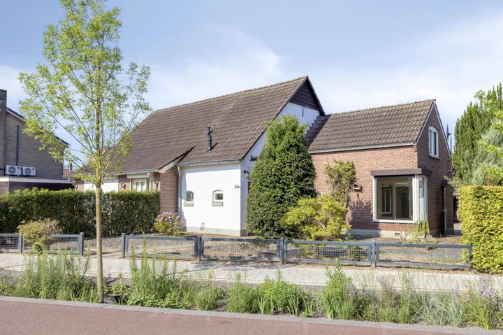 Twee-onder-één-kap te koop: Allee 55A, Dinxperlo Centrum/Oost Dinxperlo