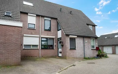 Terraced house for sale: Allendesingel 161, De Singels Ede