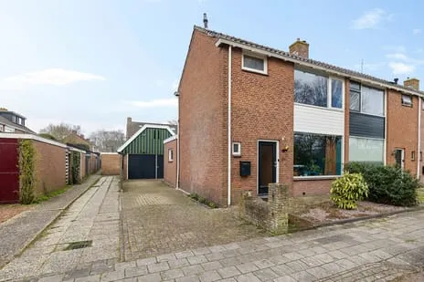 Hoekwoning te koop: Alma Tademaweg 34, Midden Heerenveen
