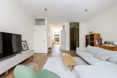 Appartement te koop: Almondestraat 241, Agniesebuurt Rotterdam
