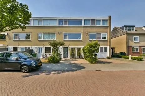Tussenwoning te koop: Alpen Rondweg 42, Alpen Rondwegbuurt Amstelveen