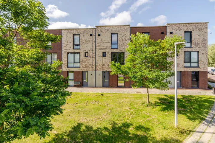 Tussenwoning te koop: Altair 17, Wheermolen-West Purmerend