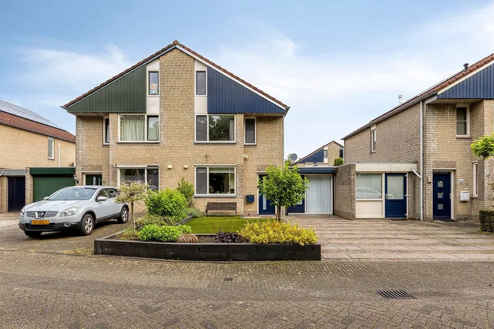 Tussenwoning te koop: Altenahof 10, Rijpelberg-West Helmond