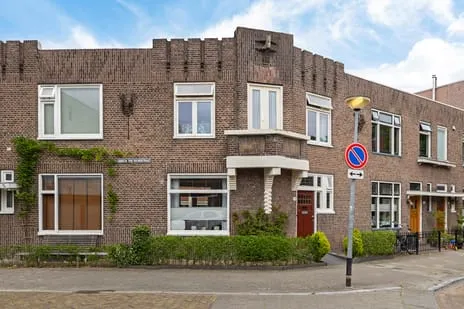 Tussenwoning te koop: Amalia van Solmsstraat 12, Oranjebuurt Groningen