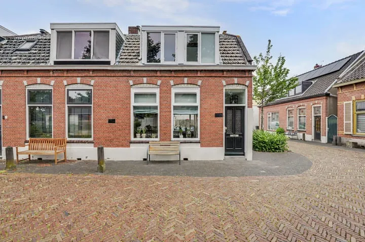 Corner house for sale: Amalia van Solmsstraat 29, Honselersdijk centrum Honselersdijk