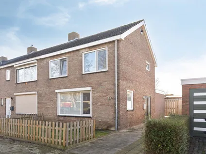 Hoekwoning te koop: Amaliastraat 23, Sas Van Gent