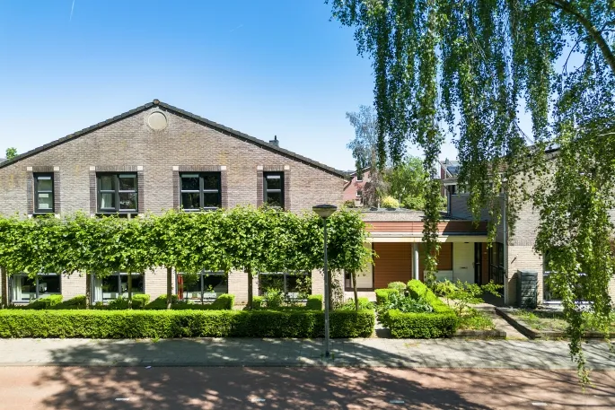 Tussenwoning te koop: Amandelpad 18, Kloosterhoven Assen