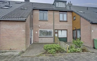 Tussenwoning te koop: Amatist 85, Edelstenenwijk Heerhugowaard