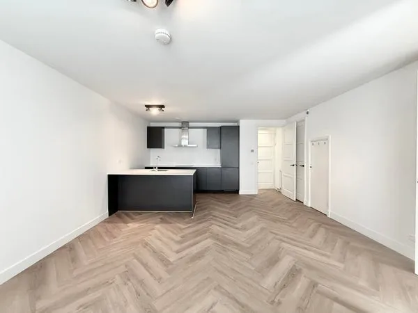 Woning te huur: Amazonenstraat, Van Tuyllbuurt Amsterdam