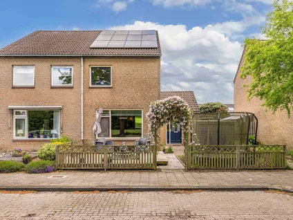Hoekwoning te koop: Amazonestraat 19, Luttelgeest-woonkern Luttelgeest