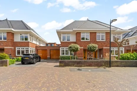 Tussenwoning te koop: Ambachtsgeest 17, Boechorst Noordwijk (Zh)