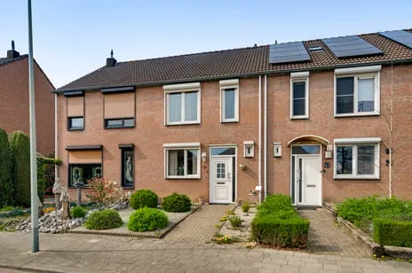 Tussenwoning te koop: Ambachtsingel 41, Hoogvonderen Roermond