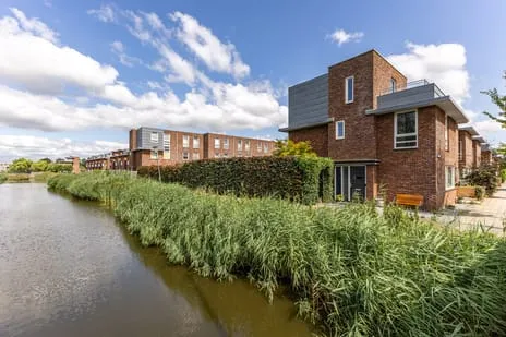 Hoekwoning te koop: Ambachtslaan 42, Assendelft