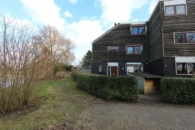 Huurwoning: Ambachtsmark 161 in Almere - €2.200 per maand - 153m²