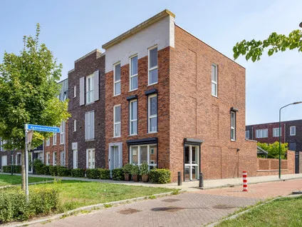 Hoekwoning te koop: Ambachtsstraat 41, Het Ambacht Veenendaal