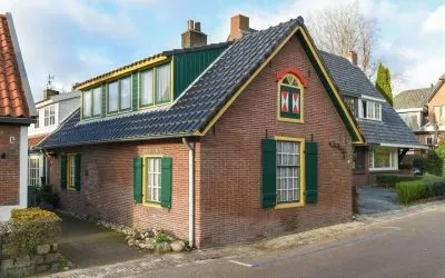 Twee-onder-één-kap te koop: Ambachtstraat 2B, Laren-Centrum Laren
