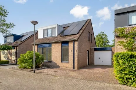 Tussenwoning te koop: Amberberg 3, Minnebeek-Watermolen Roosendaal