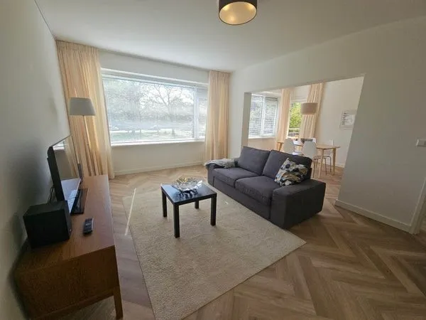 Appartement te huur: Amberlaan 4, Populierenbuurt Amstelveen