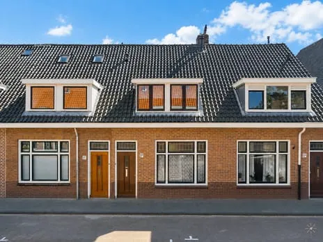 Tussenwoning te koop: Ambonstraat 11B, De Kooi Leiden