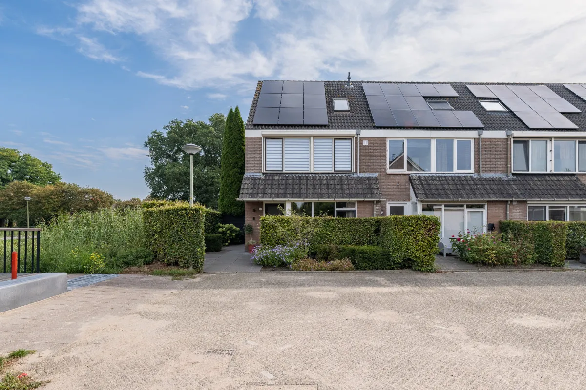 Hoekwoning te koop: Ambrosius van Ommerenlaan 67, Barneveld