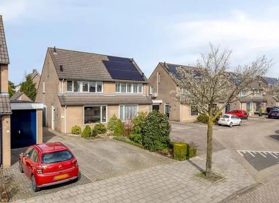 Hoekwoning te koop: Ambrosiushof 9, Haarsteeg