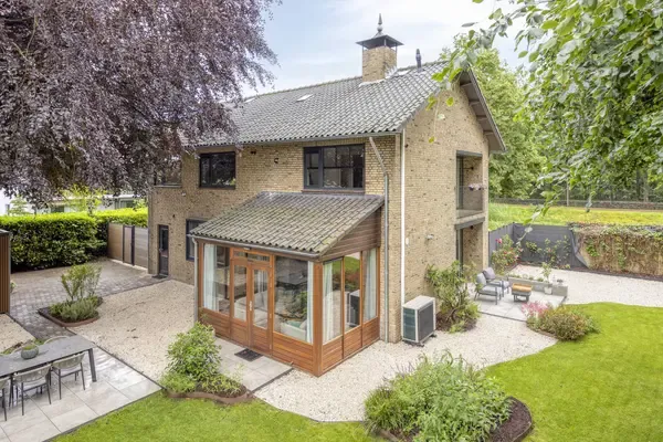 Vrijstaande woning te koop: Ambrosiusweg 29, Laageinde Waalwijk
