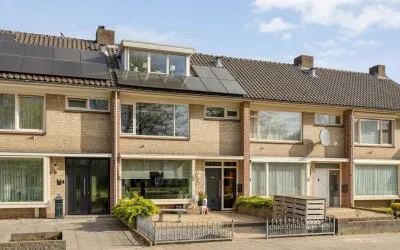 Terraced house for sale: Amelandlaan 6, Woenselse Heide Eindhoven