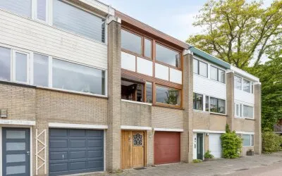 Tussenwoning te koop: Amerbos 221, Buikslotermeer-Noord Amsterdam
