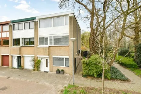 Hoekwoning te koop: Amerbos 225, Buikslotermeer-Noord Amsterdam