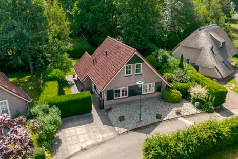Detached house for sale: Amerika 10R17, Verspreide huizen Een Een