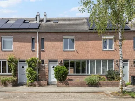 Tussenwoning te koop: Amerongseberg 33, Lunetten-Noord Utrecht