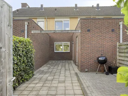 Tussenwoning te koop: Amerstraat 70, Winterswijk-Noordoost Winterswijk